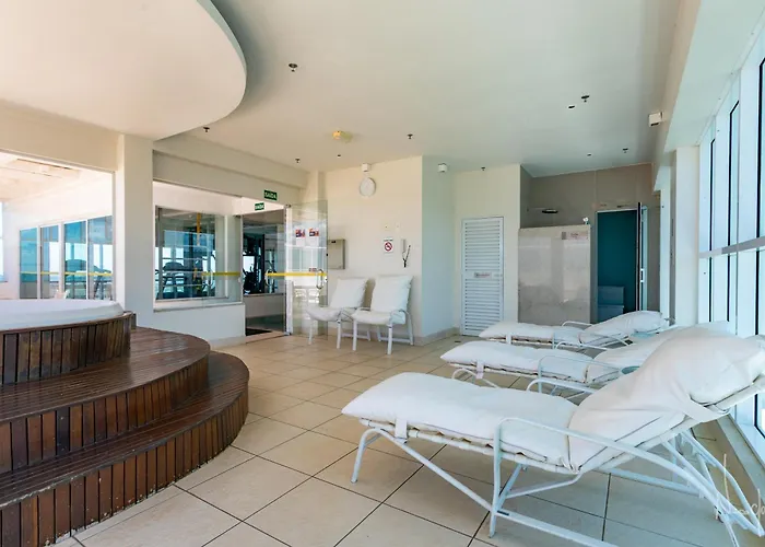 Flat Premium, confortável, completo para Família ou a Trabalho, ao lado dos Ministérios e ESPLANADA, lazer completo e academia, em Saint Moritz Brasília Hotel