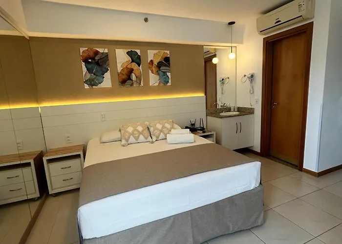 Flat Premium, confortável, completo para Família ou a Trabalho, ao lado dos Ministérios e ESPLANADA, lazer completo e academia, em Saint Moritz Brasília Hotel